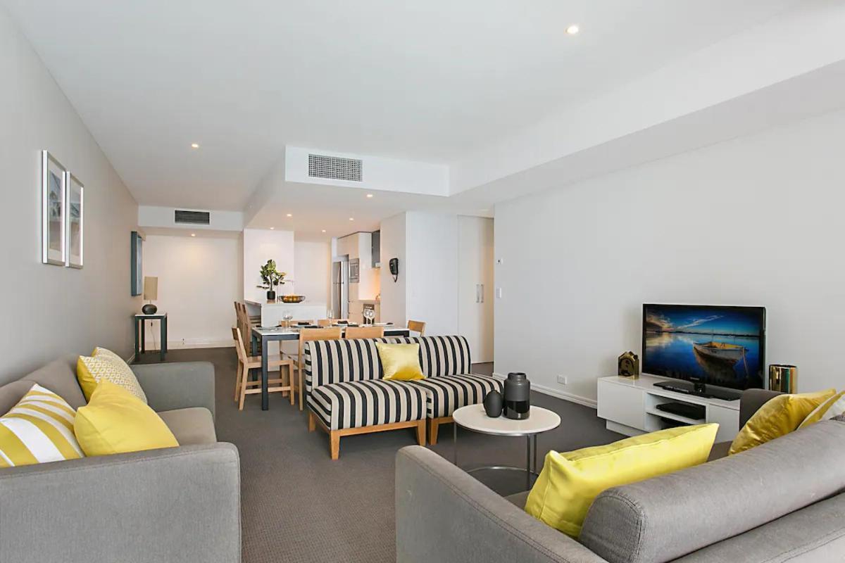 H-Residences Private Apartments - Hosted By Coastal Letting Gold Coast Exterior photo
