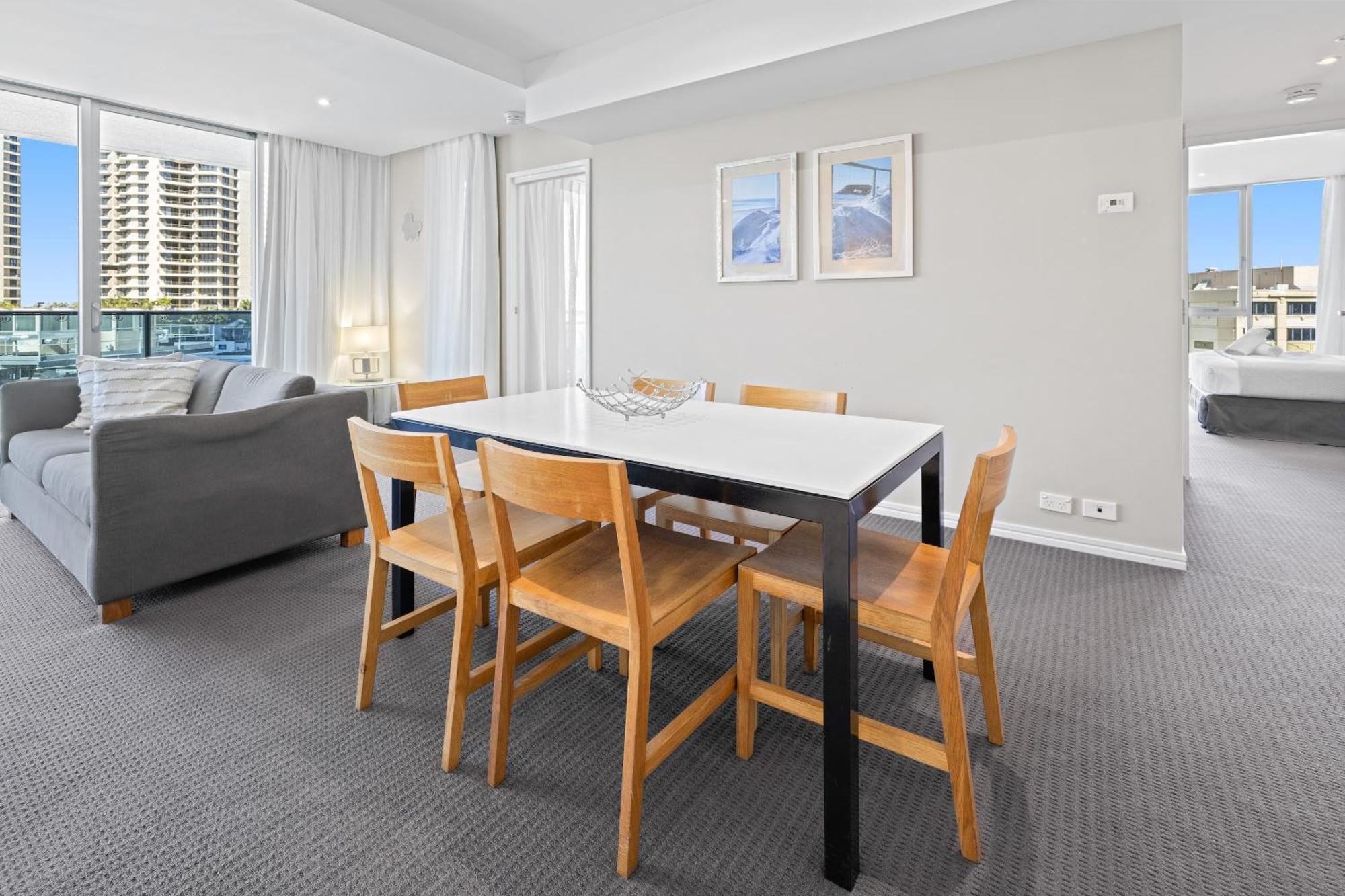 H-Residences Private Apartments - Hosted By Coastal Letting Gold Coast Exterior photo
