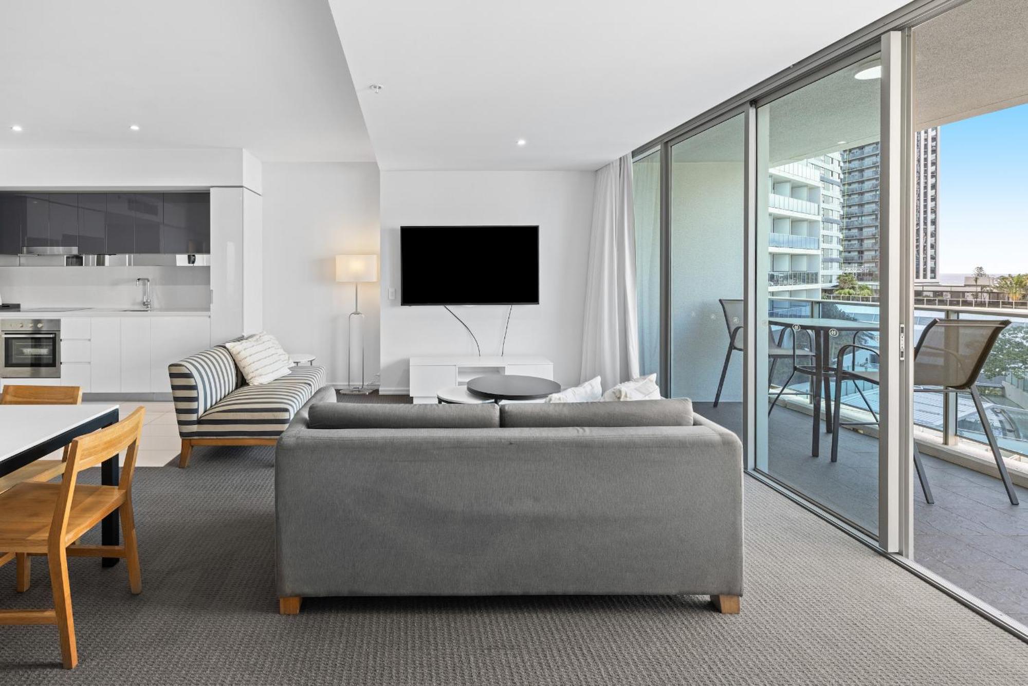 H-Residences Private Apartments - Hosted By Coastal Letting Gold Coast Exterior photo