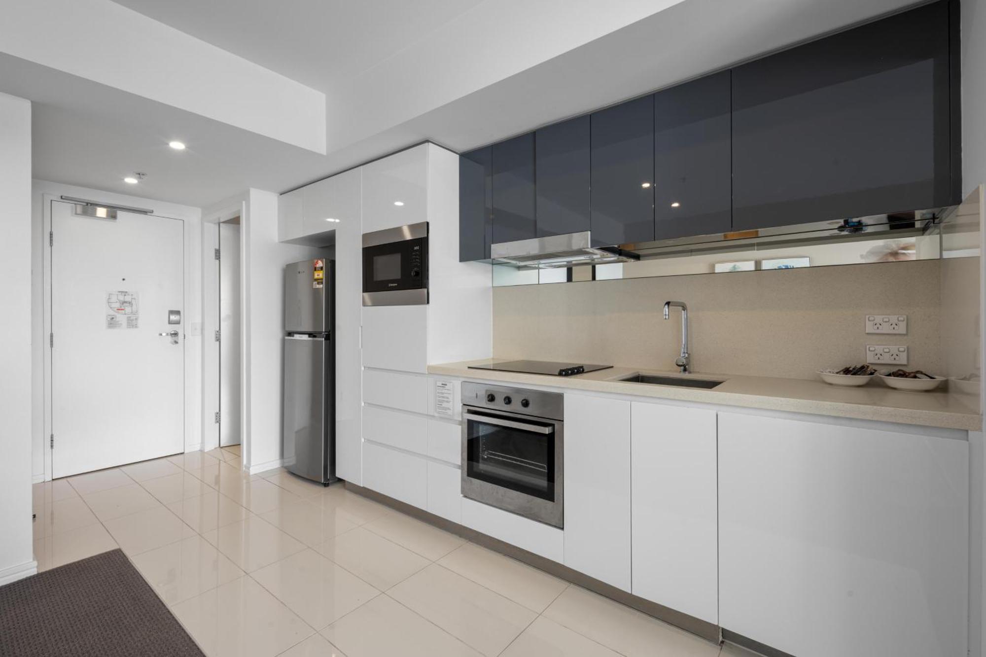 H-Residences Private Apartments - Hosted By Coastal Letting Gold Coast Exterior photo